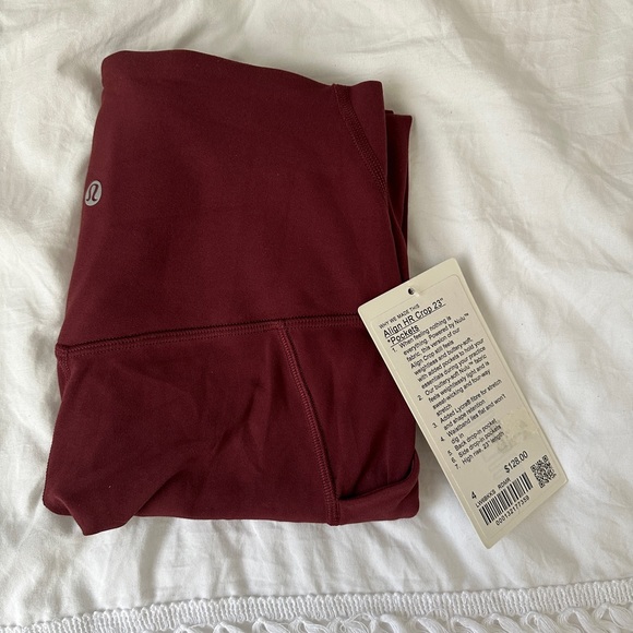 NWT lululemon align with pockets - Picture 3 of 3